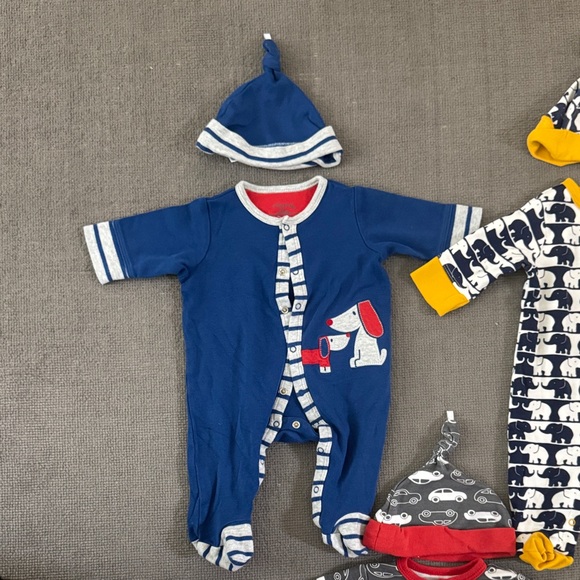 Preowned OffSpring Onesie and Hat Set Bundle - Picture 3 of 5